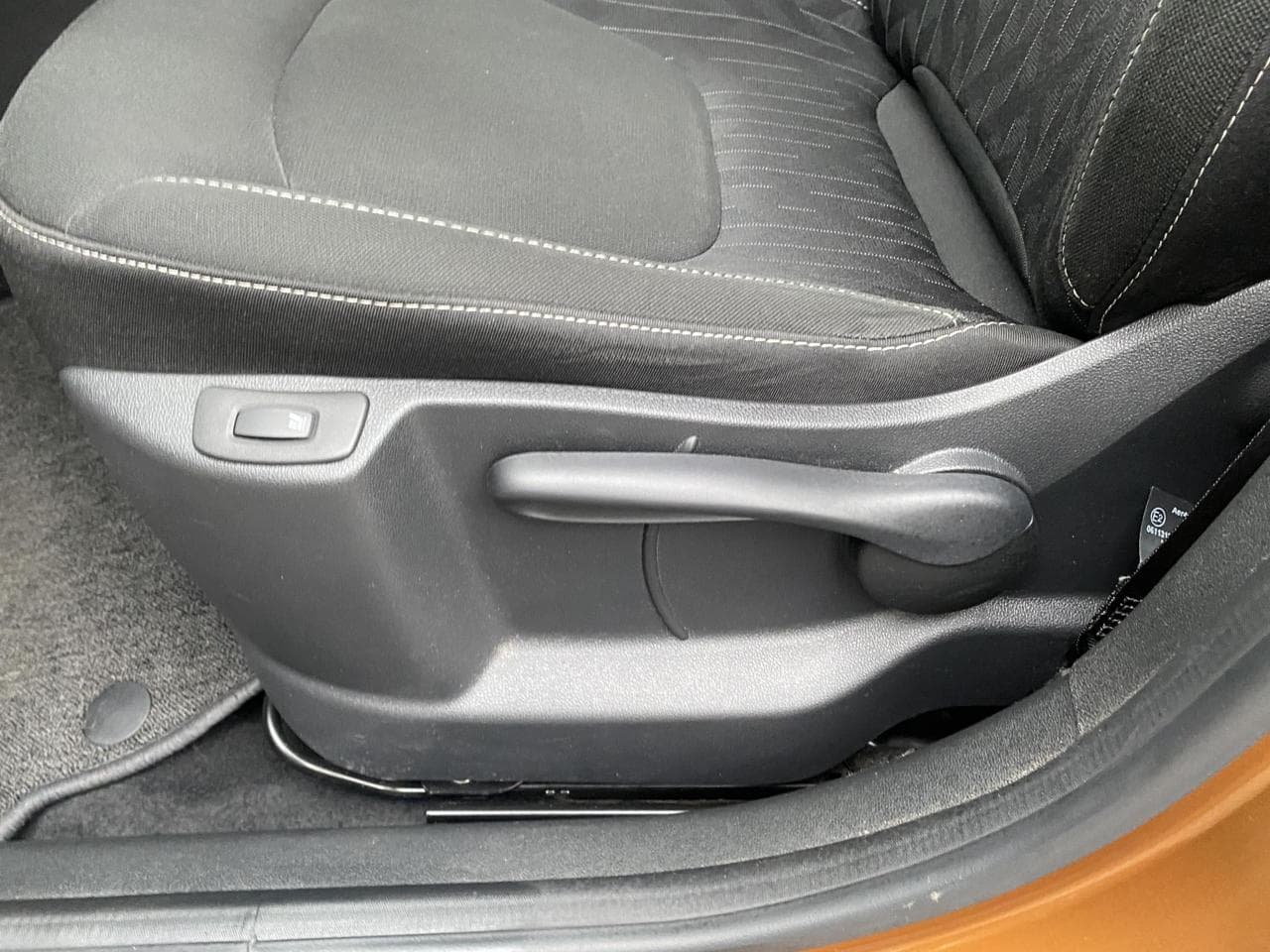 2020 Renault Captur - 14