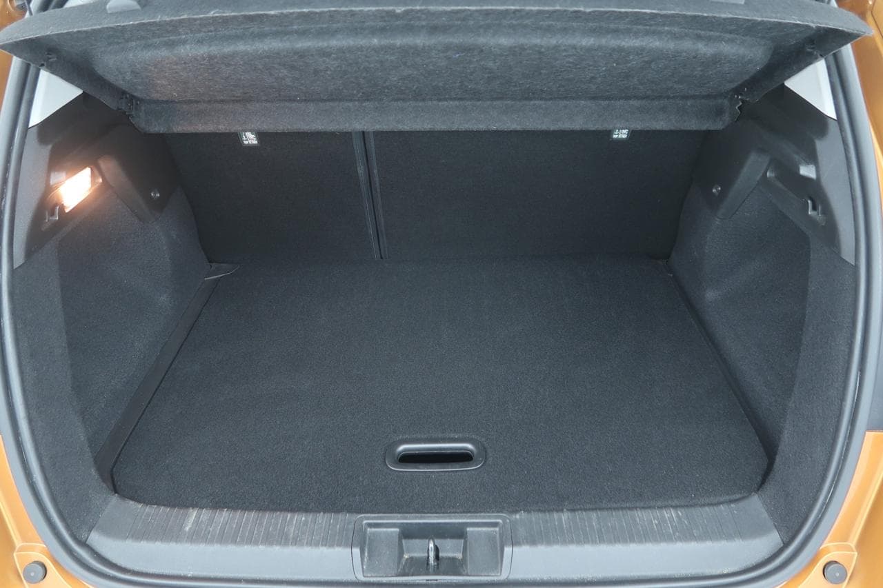 2020 Renault Captur - 18