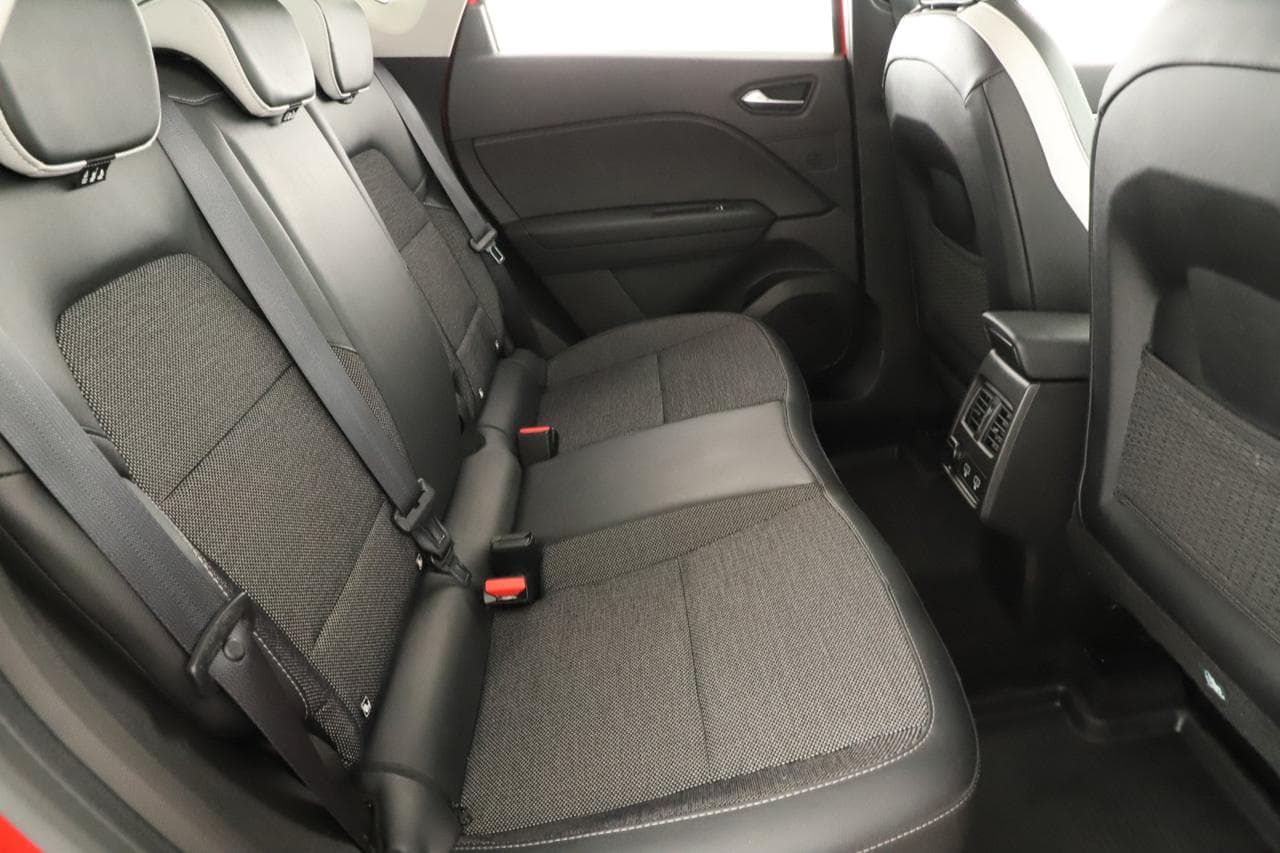 2022 Renault Captur - 11