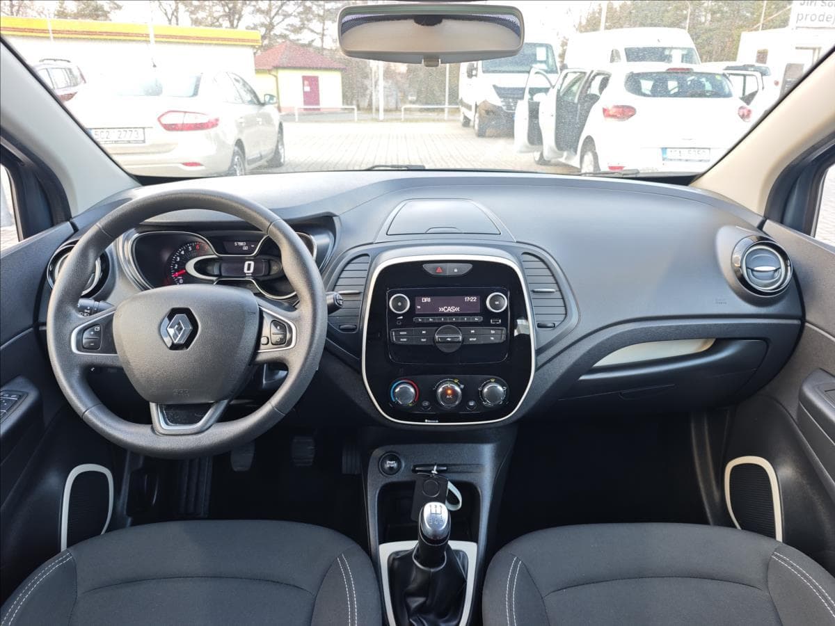 2019 Renault CAPTUR - 15