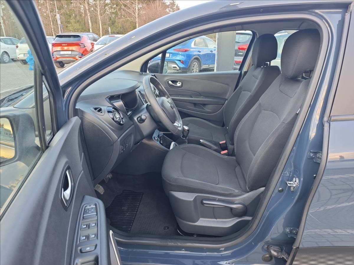 2019 Renault CAPTUR - 10