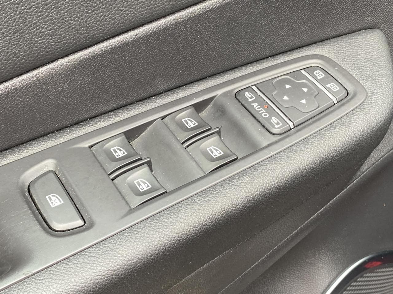 2017 Renault CAPTUR - 11