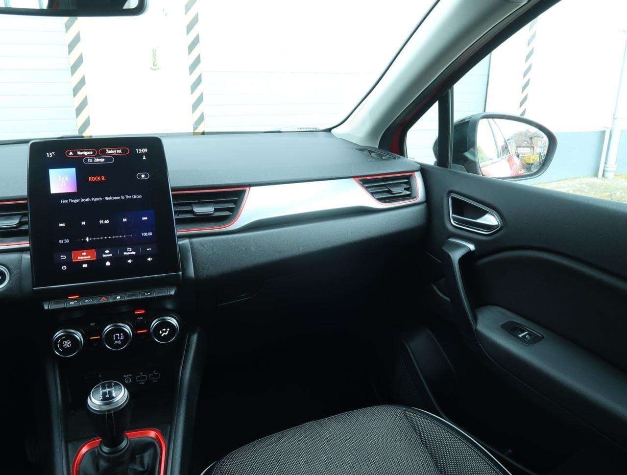 2020 Renault CAPTUR - 11