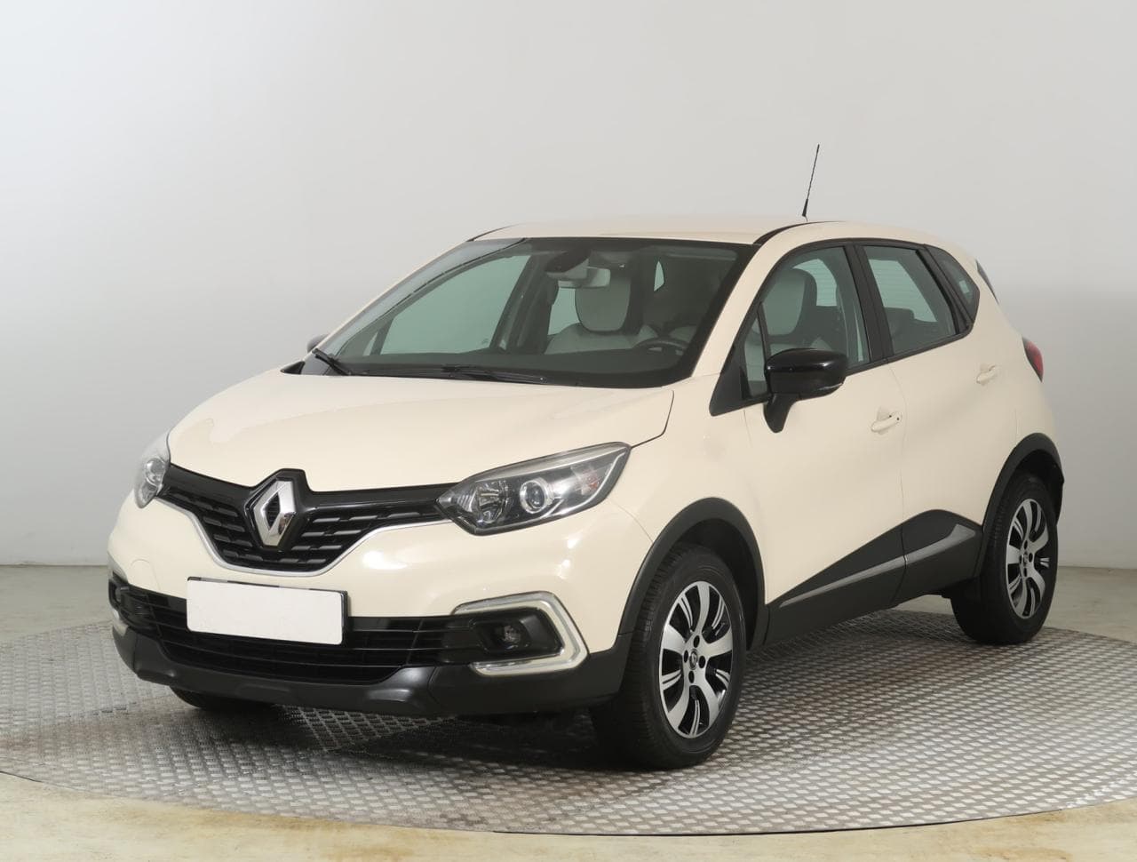 2018 Renault CAPTUR - 3