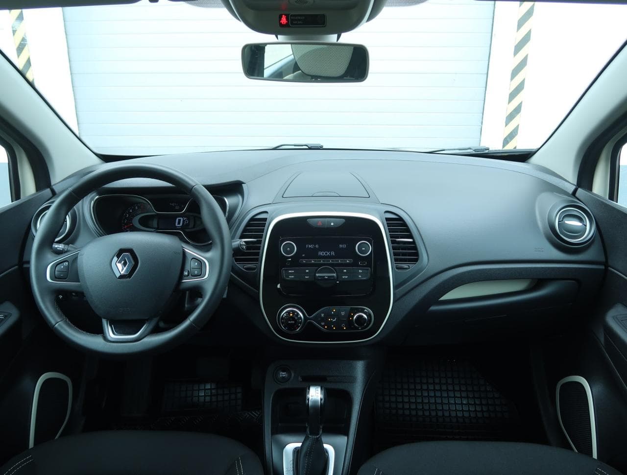 2018 Renault CAPTUR - 10