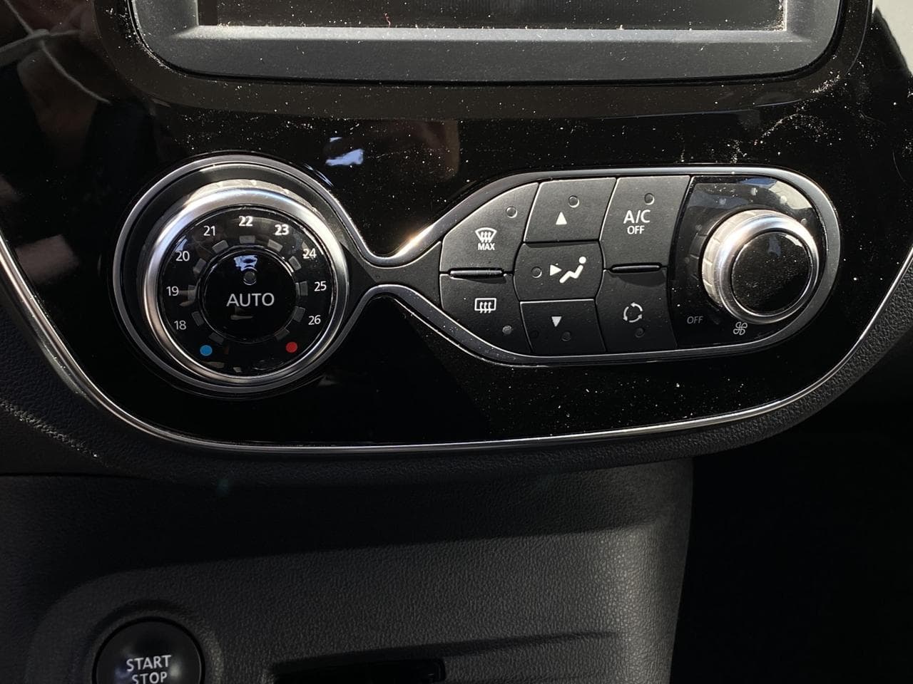2019 Renault CAPTUR - 13