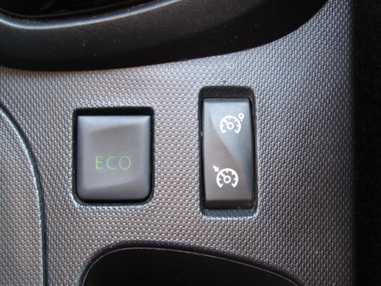 2015 Renault CAPTUR - 22