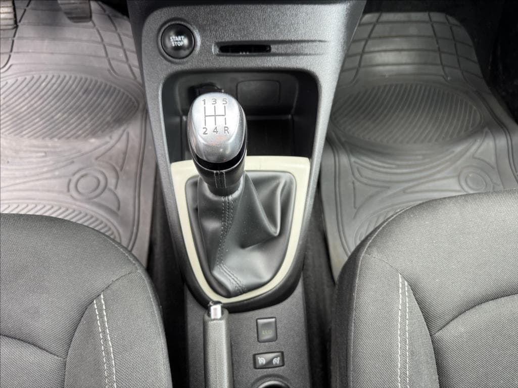 2017 Renault CAPTUR - 32