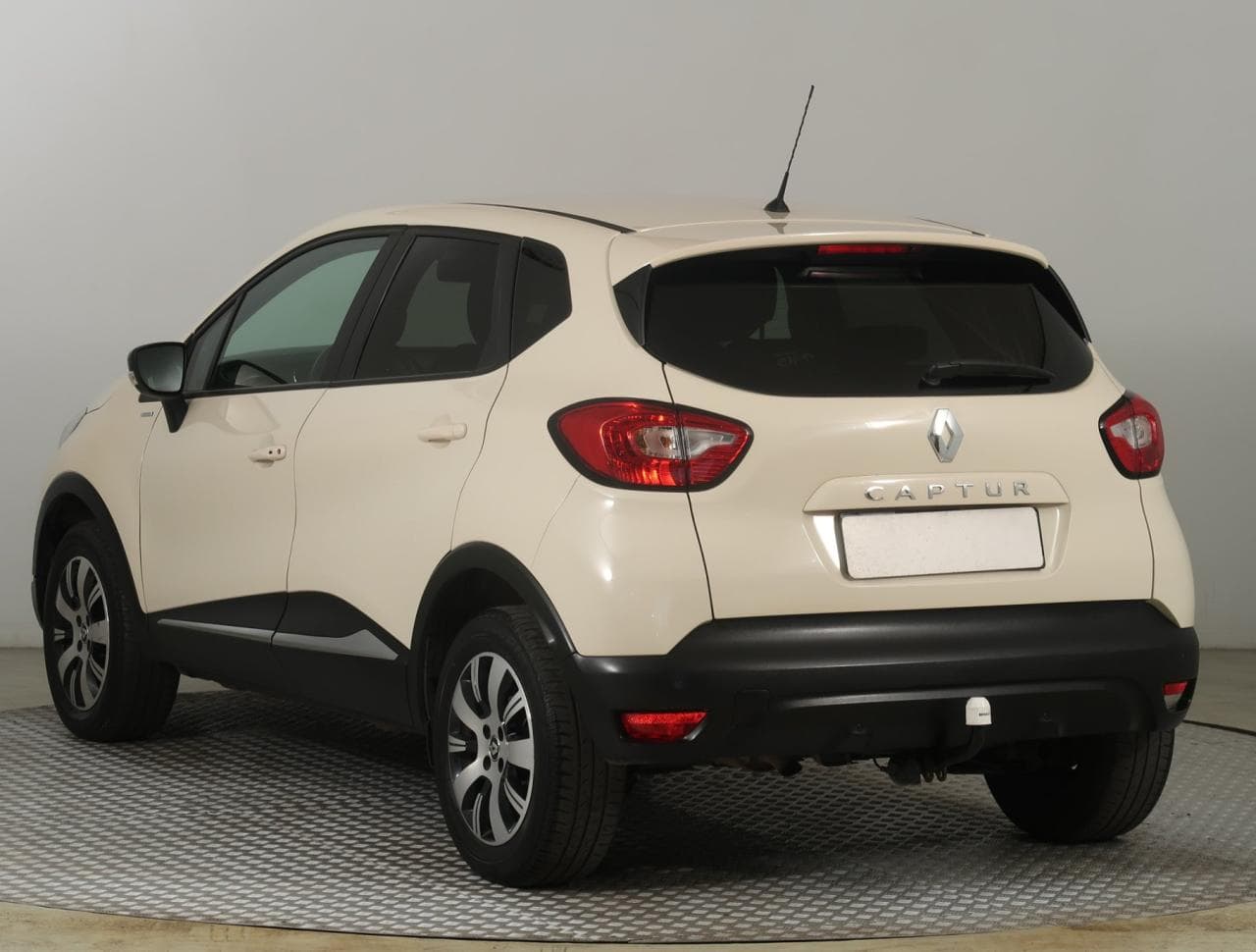 2017 Renault CAPTUR - 5
