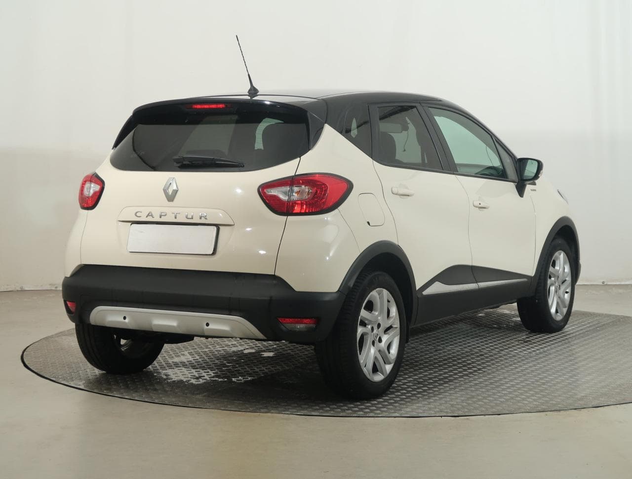2017 Renault CAPTUR - 7