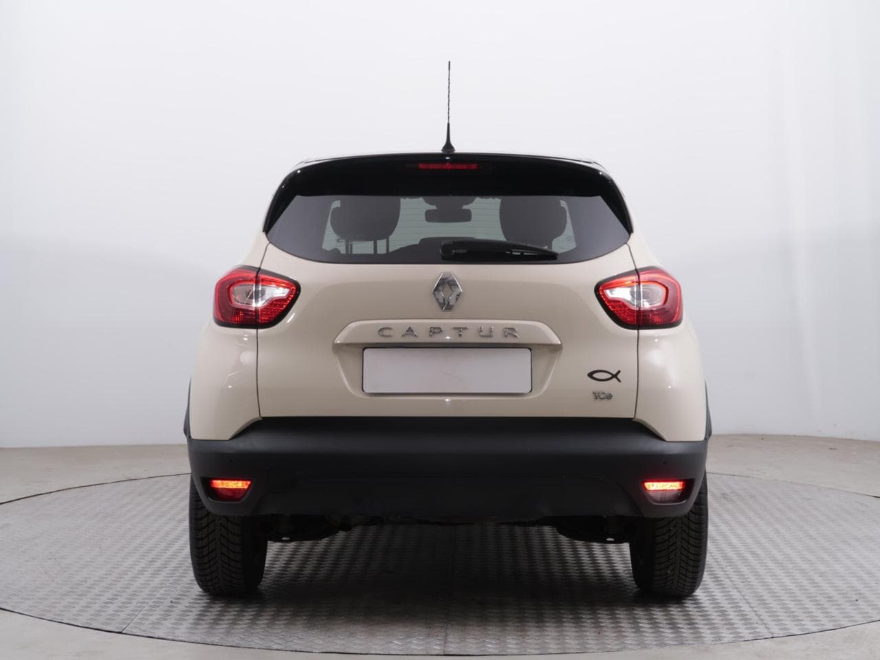 2016 Renault CAPTUR - 6
