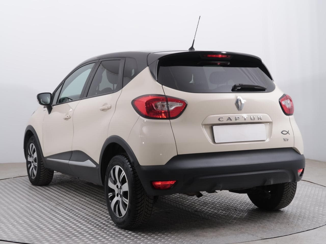 2016 Renault CAPTUR - 5