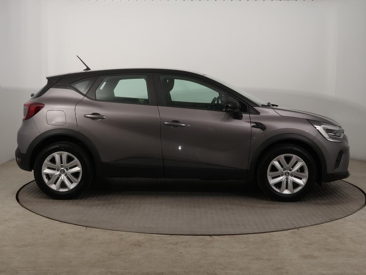 2023 Renault CAPTUR - 4