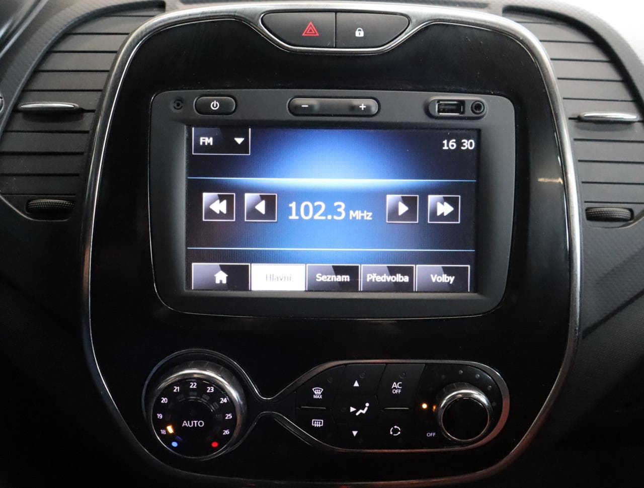 2014 Renault CAPTUR - 36