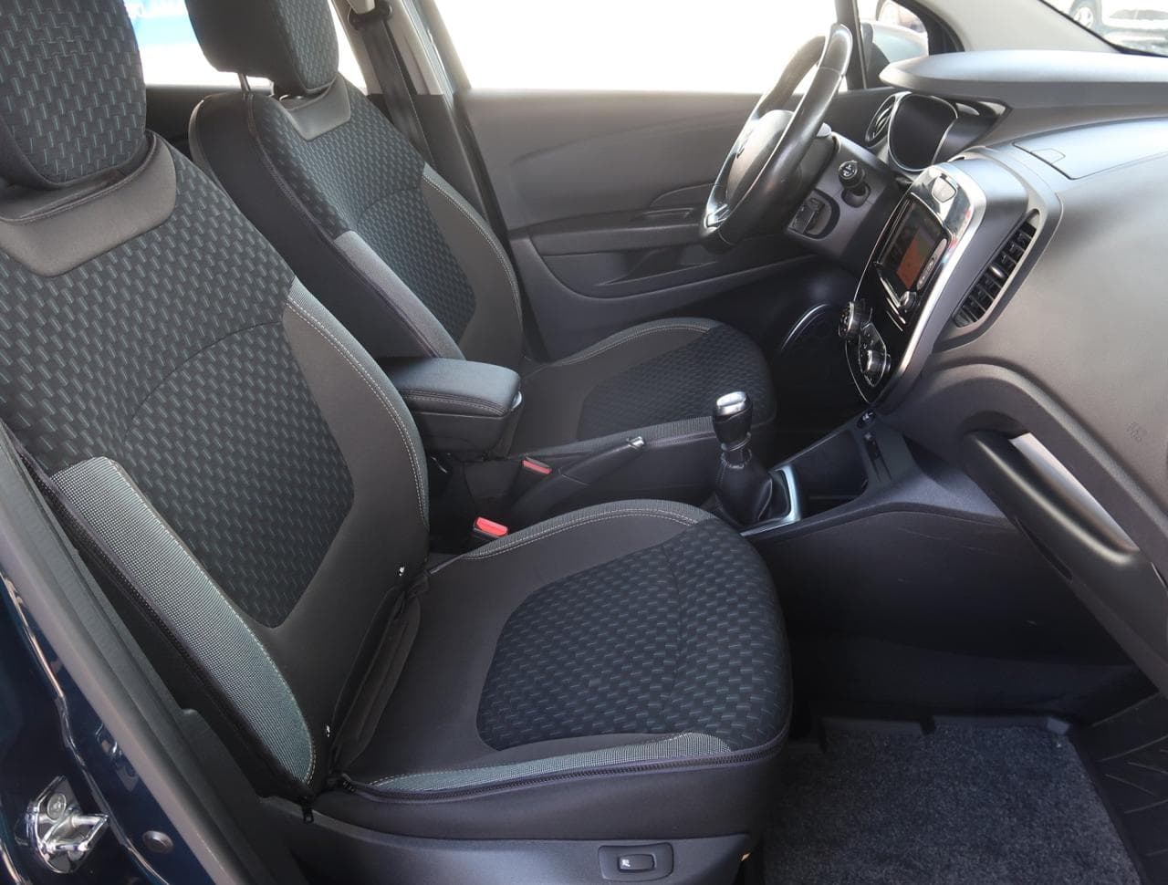 2017 Renault CAPTUR - 20