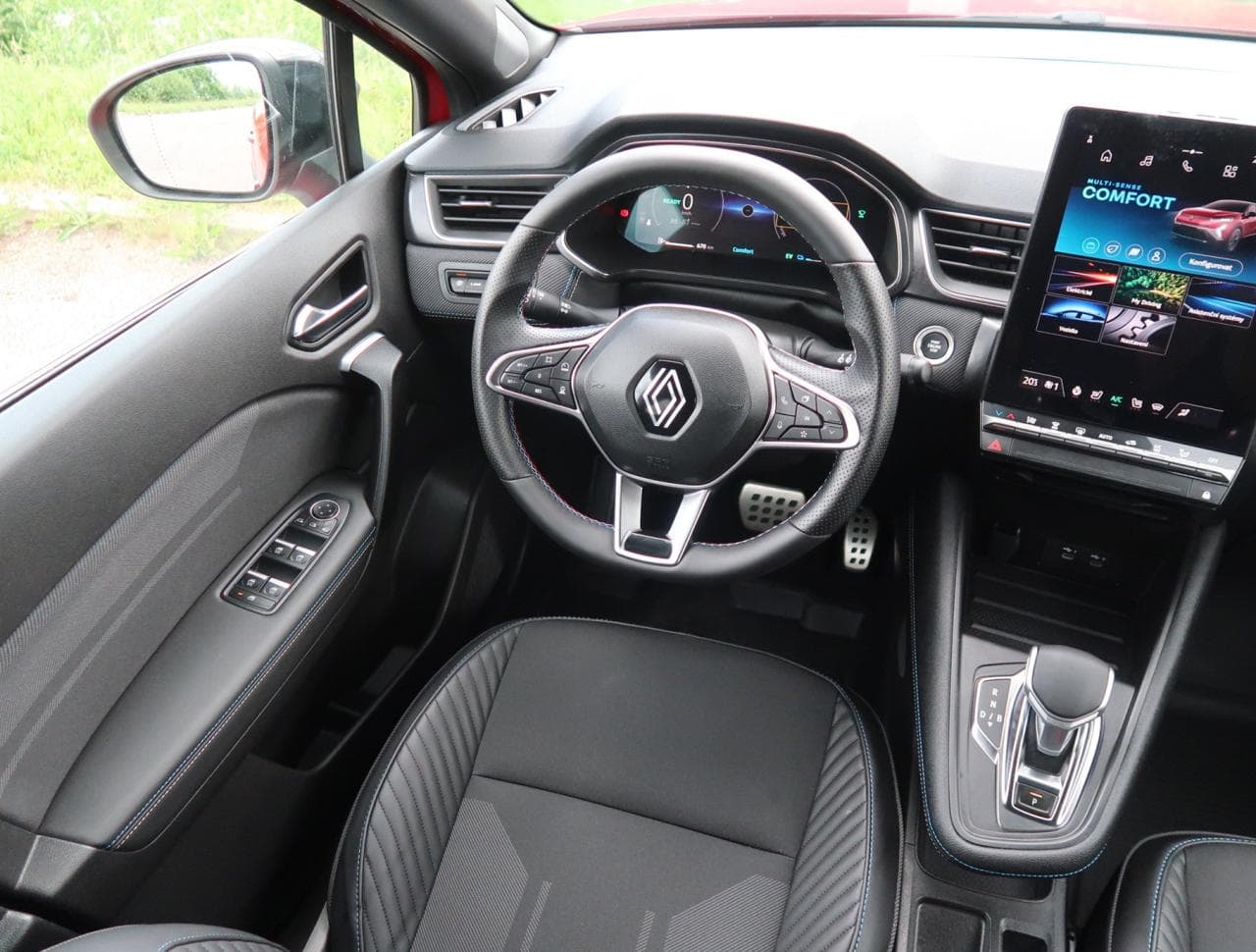 2025 Renault CAPTUR - 16