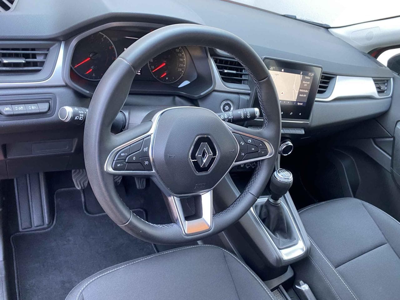 2021 Renault CAPTUR - 16