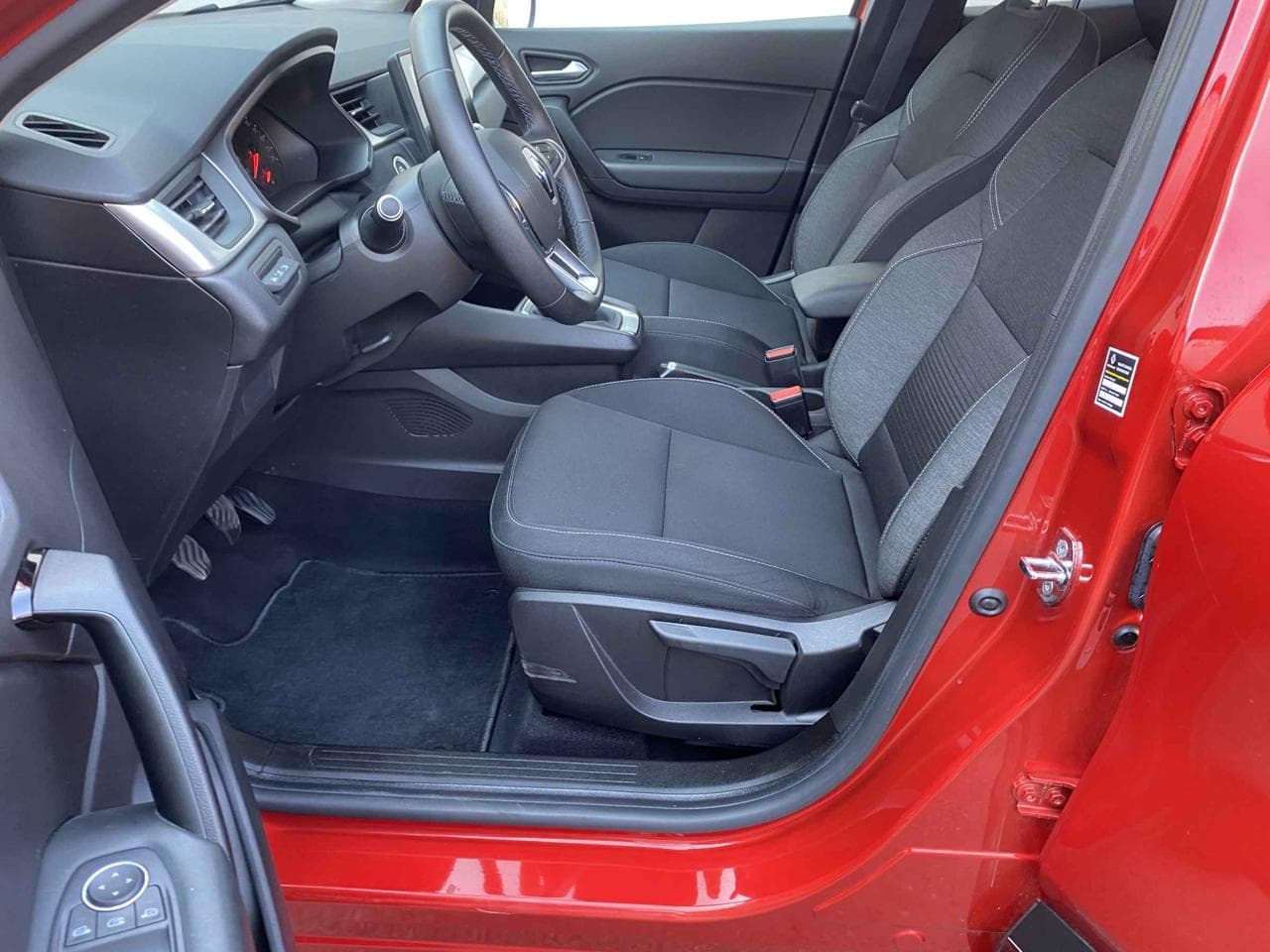 2021 Renault CAPTUR - 10