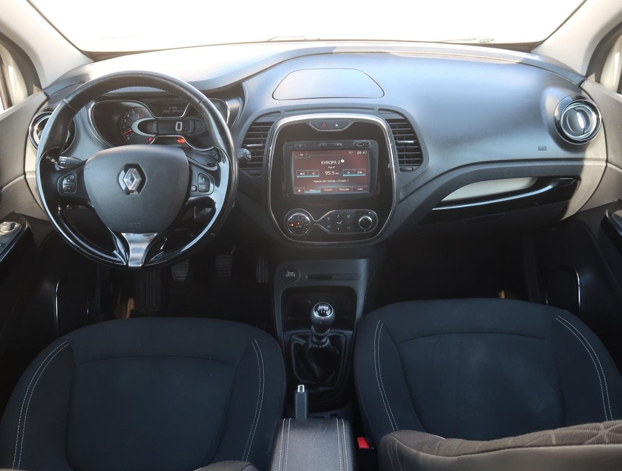 2017 Renault CAPTUR - 10