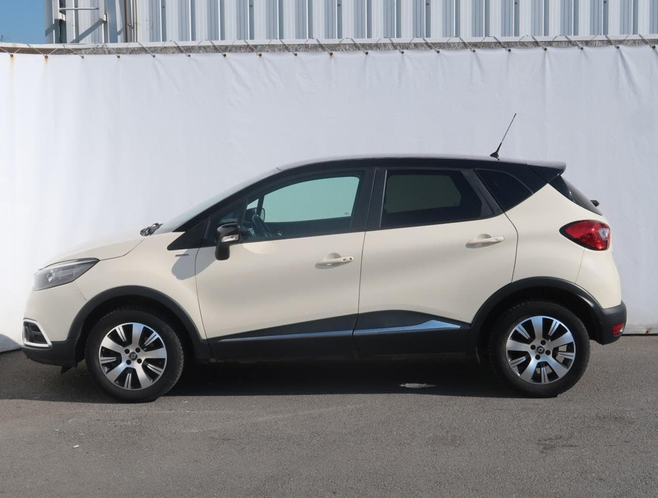 2017 Renault CAPTUR - 4