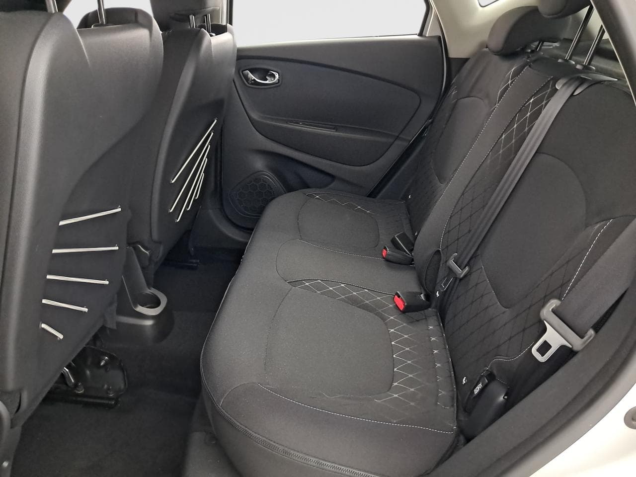2016 Renault CAPTUR - 14