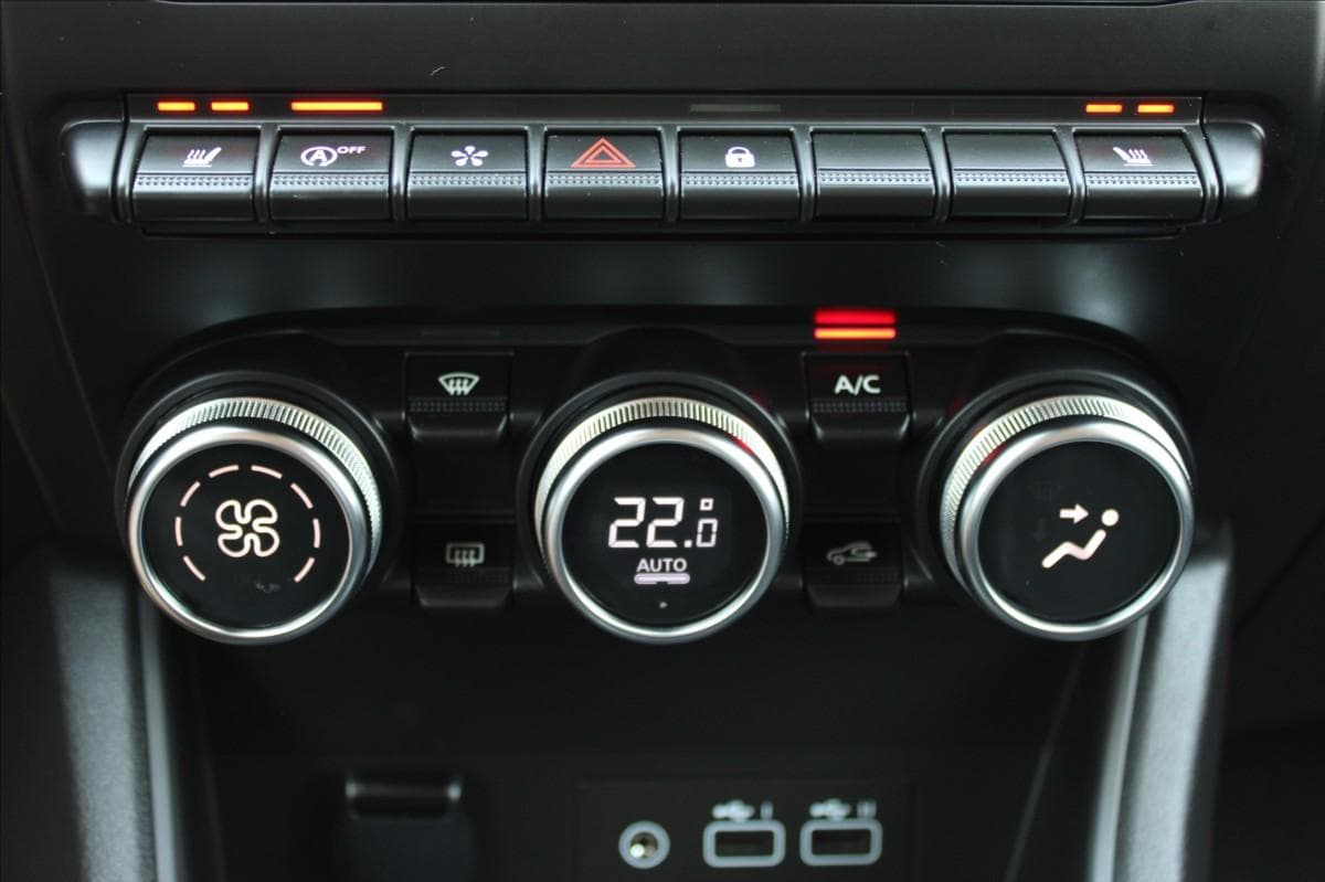 2023 Renault CAPTUR - 16