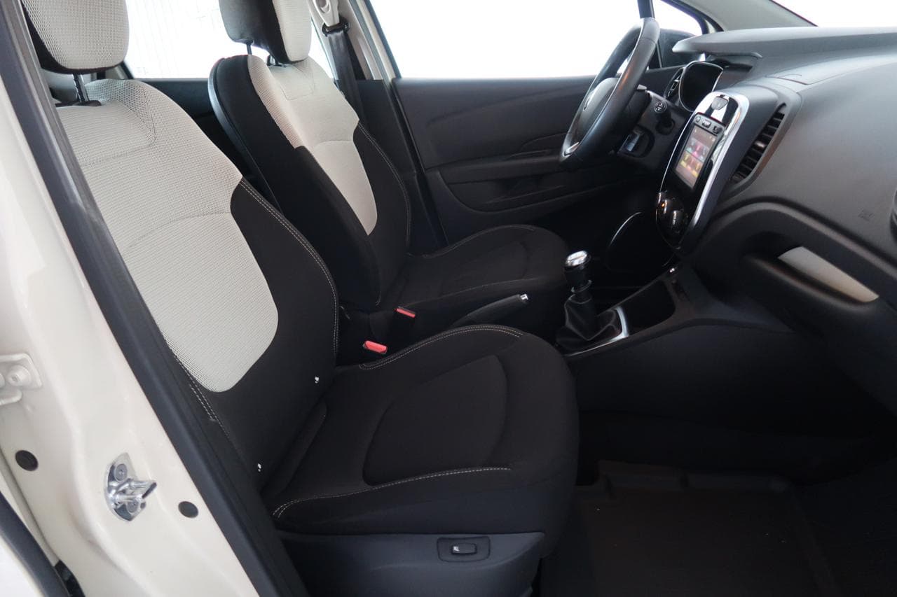 2017 Renault CAPTUR - 12