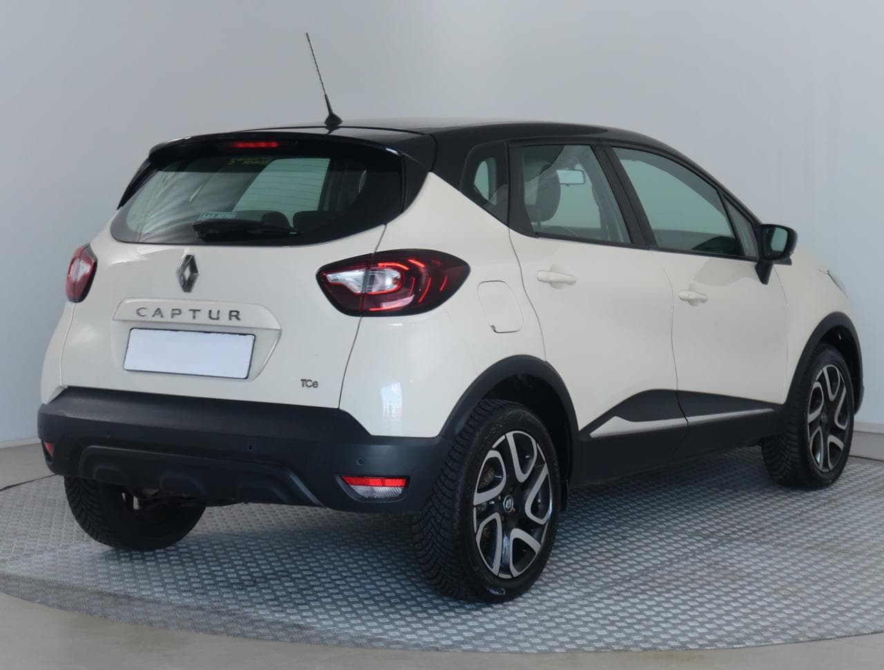 2017 Renault CAPTUR - 7