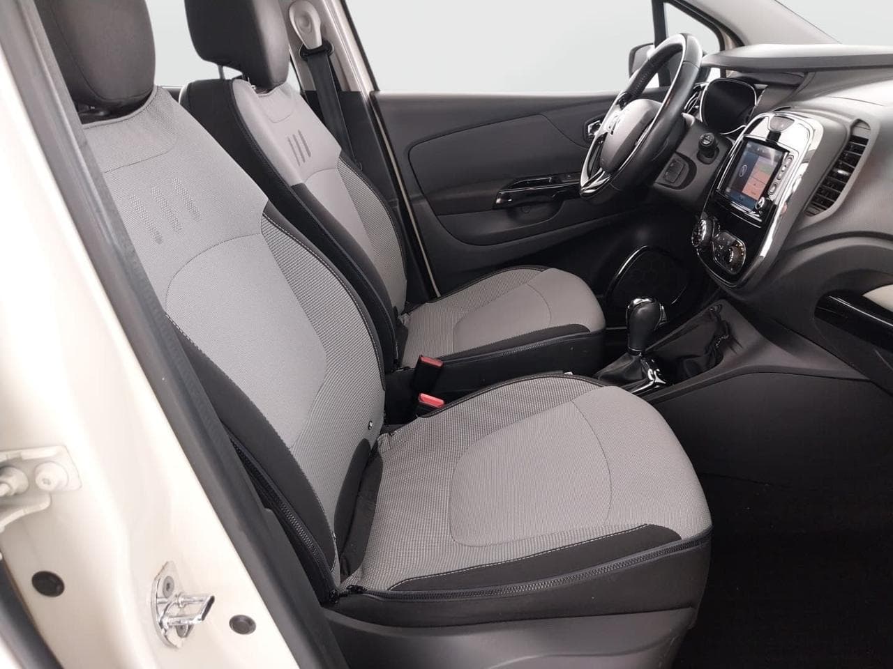 2015 Renault CAPTUR - 12