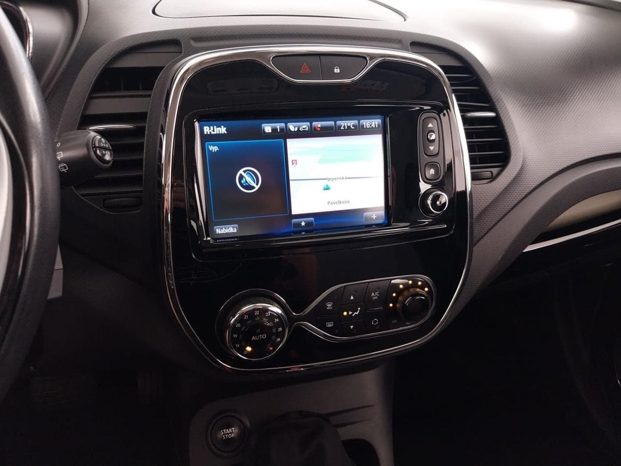 2015 Renault CAPTUR - 18