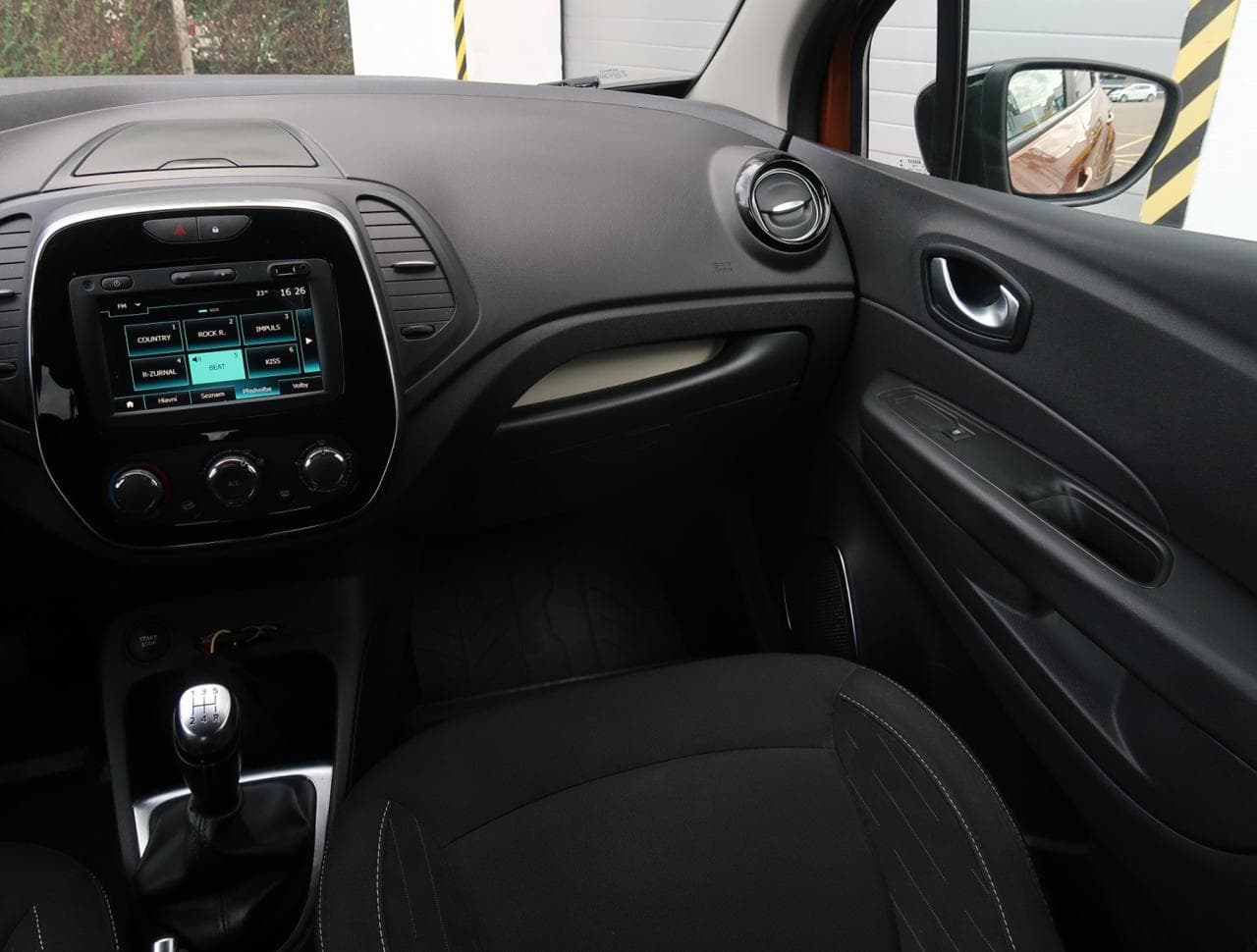 2019 Renault CAPTUR - 11
