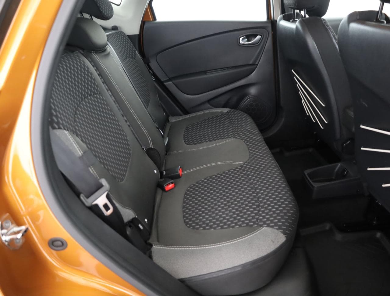 2019 Renault CAPTUR - 11