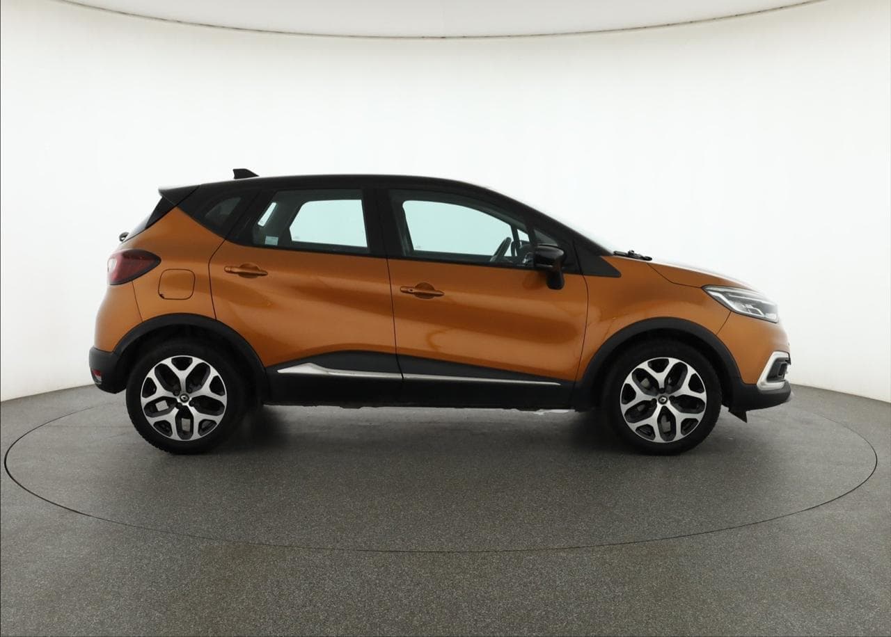 2019 Renault CAPTUR - 8