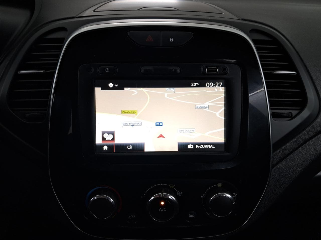 2019 Renault CAPTUR - 19