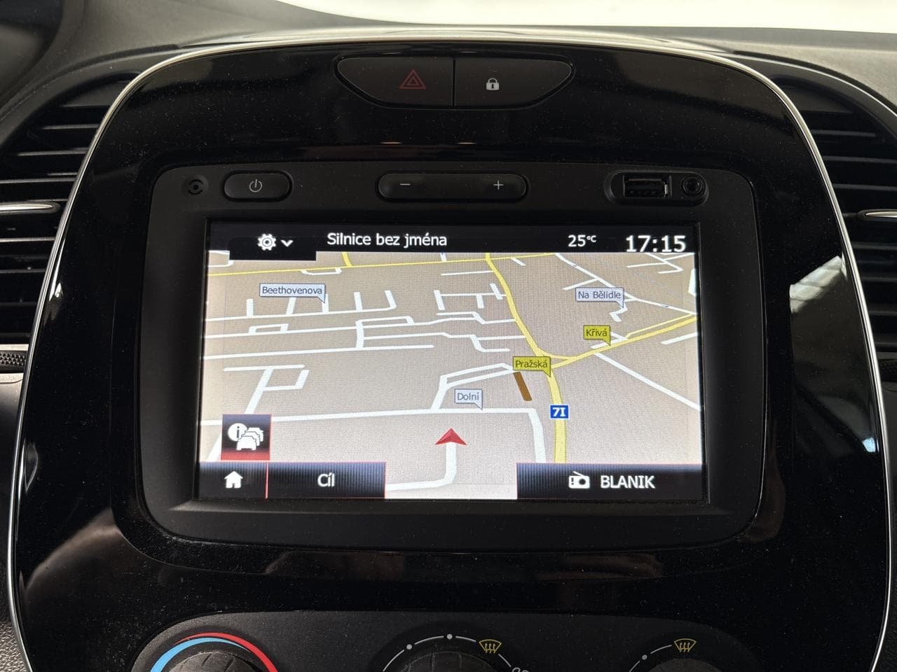 2019 Renault CAPTUR - 11