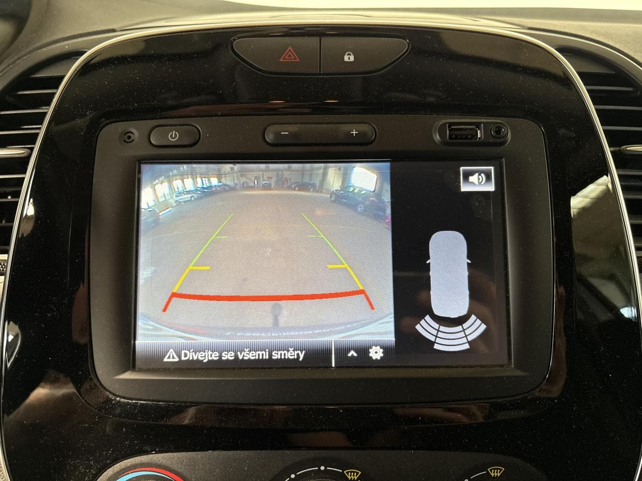 2019 Renault CAPTUR - 14