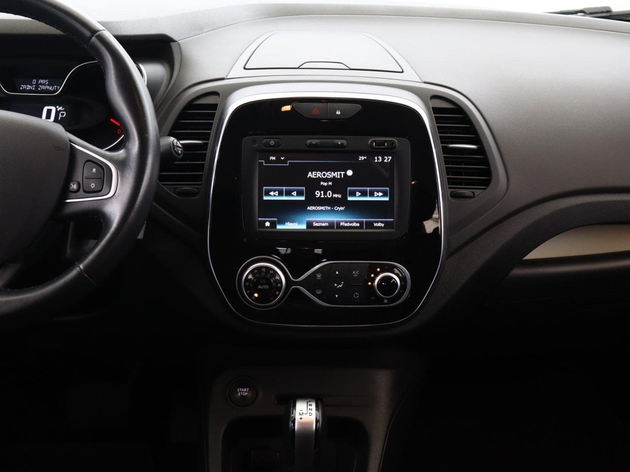 2019 Renault CAPTUR - 16