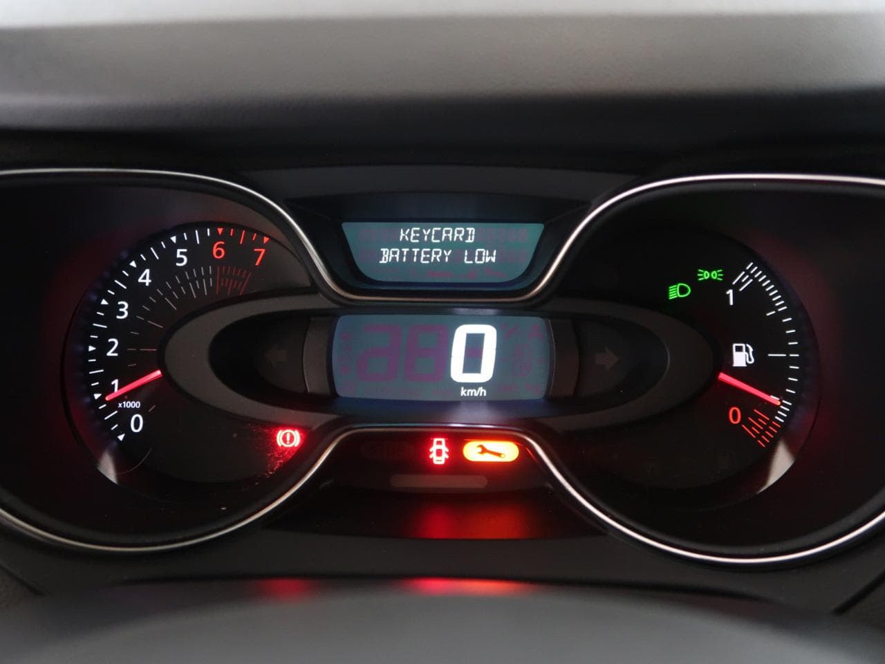 2018 Renault CAPTUR - 17