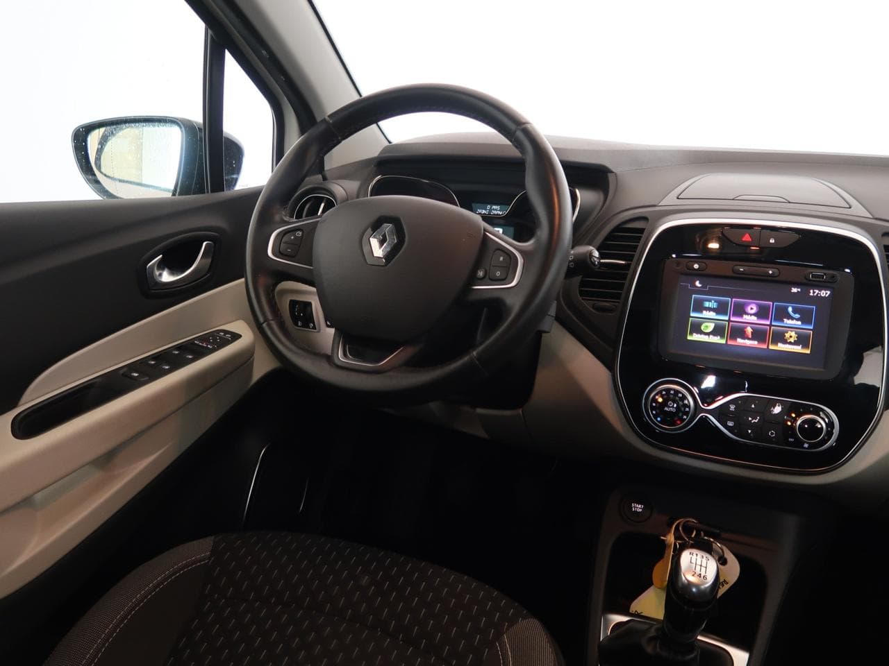 2018 Renault CAPTUR - 9