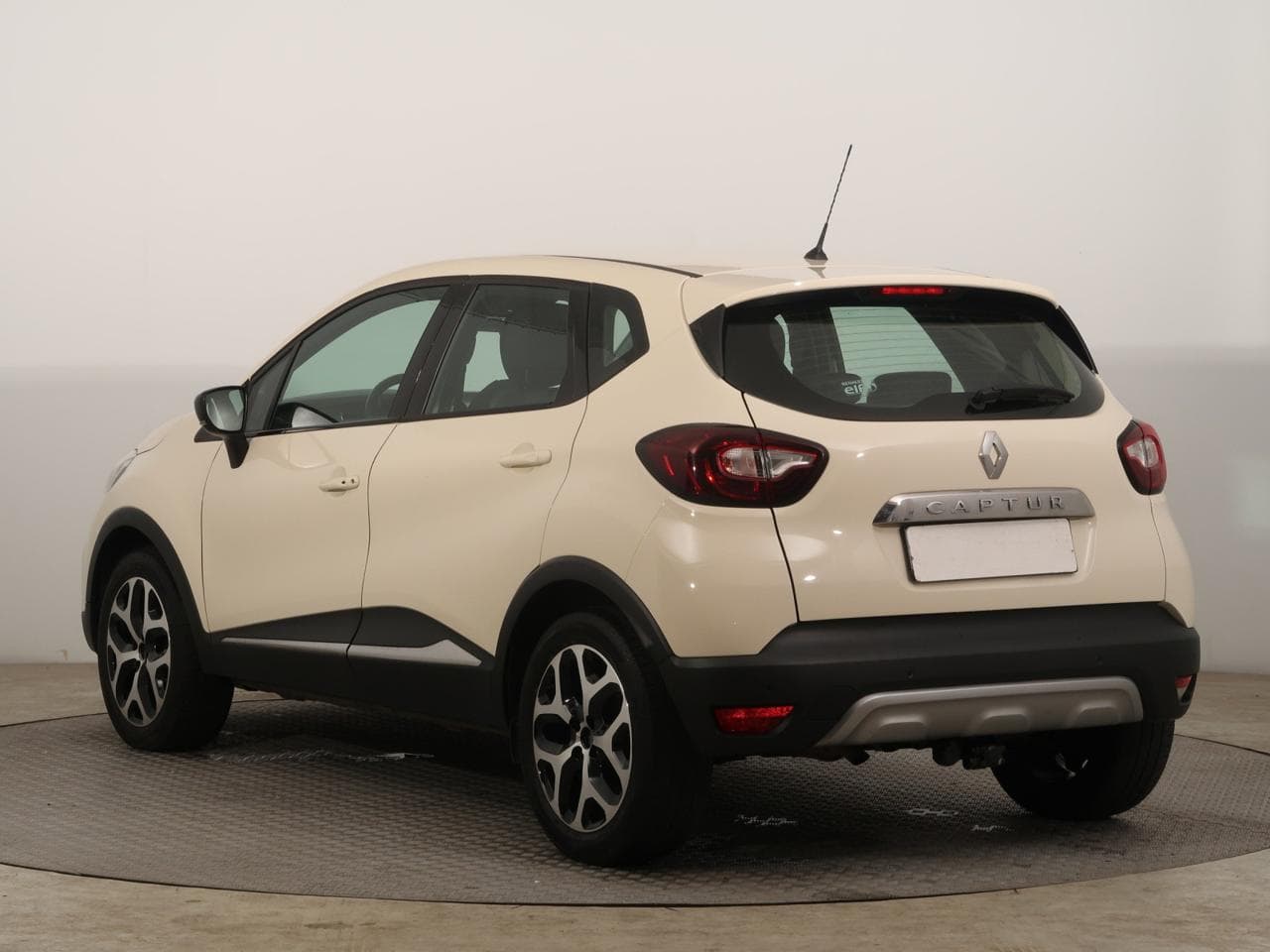 2018 Renault CAPTUR - 5