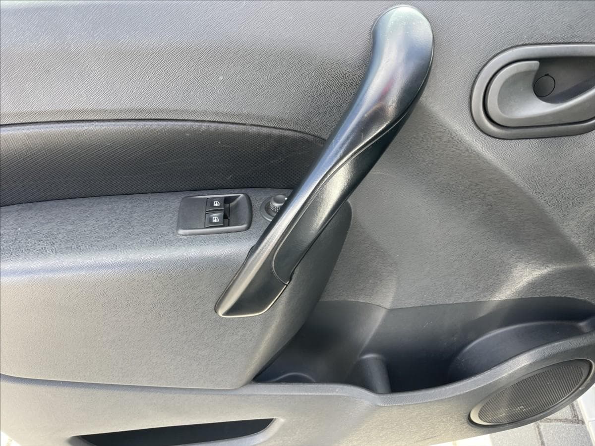 2018 Renault KANGOO - 16
