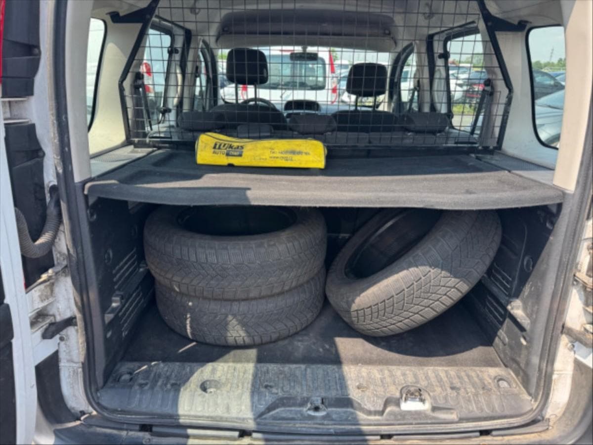 2020 Renault KANGOO - 9