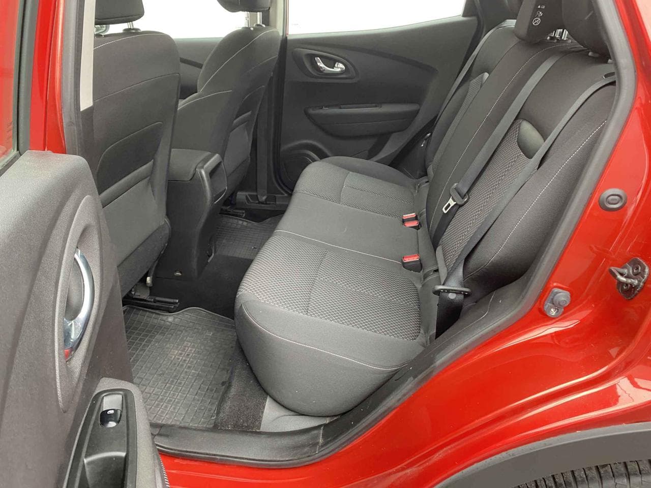 2016 Renault KADJAR - 18