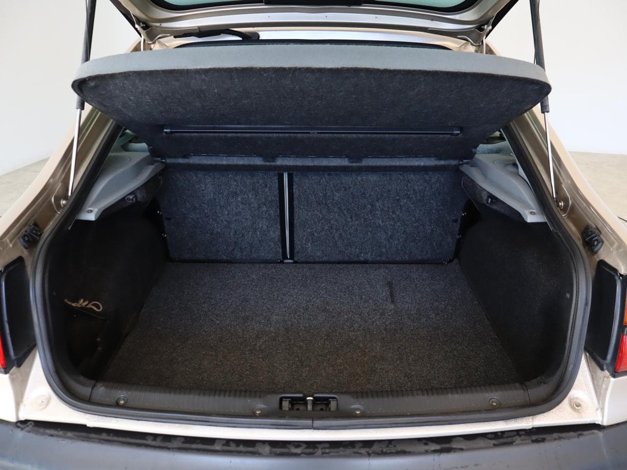 1999 Renault Laguna - 17