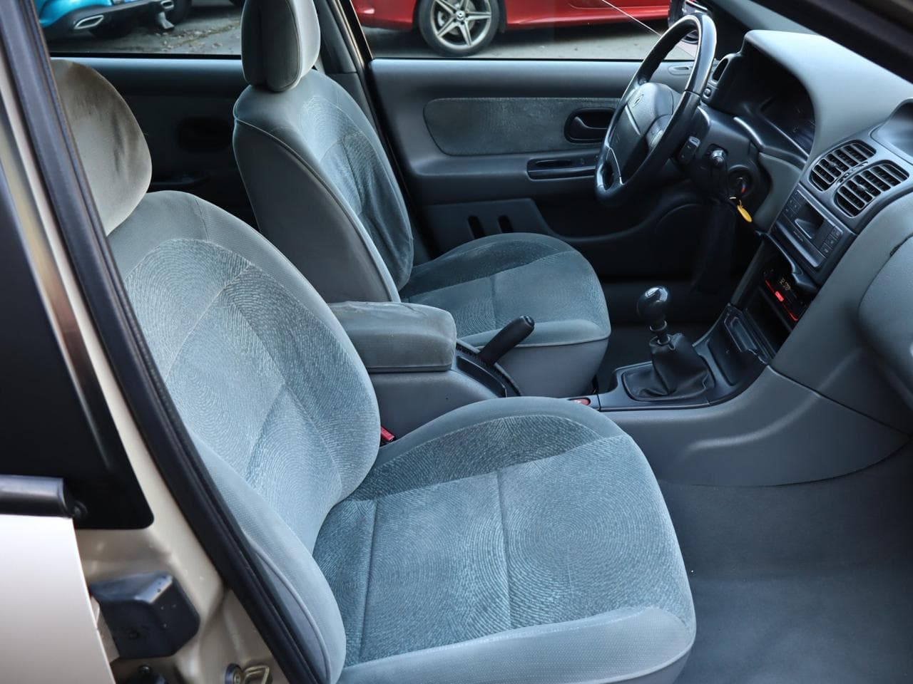 1999 Renault Laguna - 10