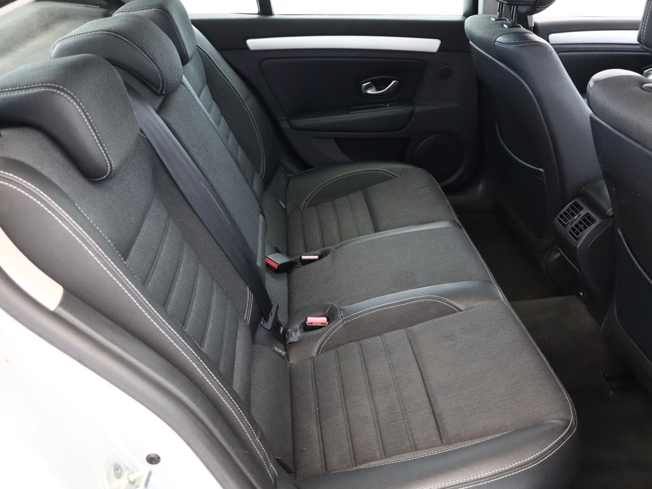 2008 Renault LAGUNA - 11