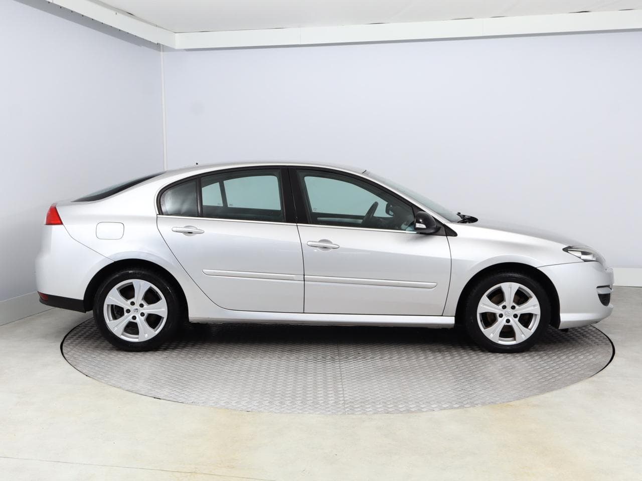 2008 Renault LAGUNA - 8