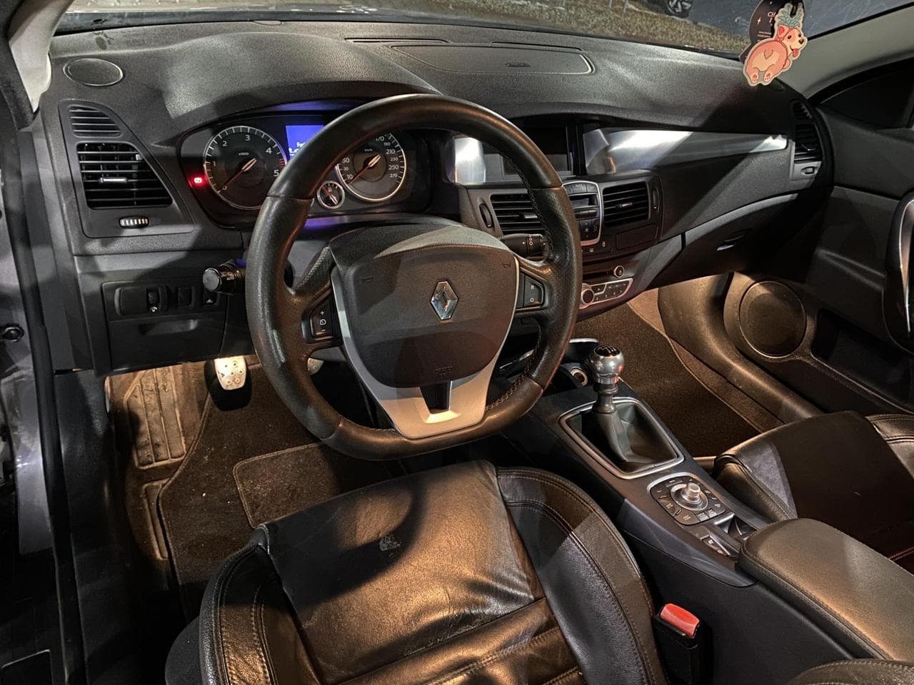 2010 Renault LAGUNA - 8