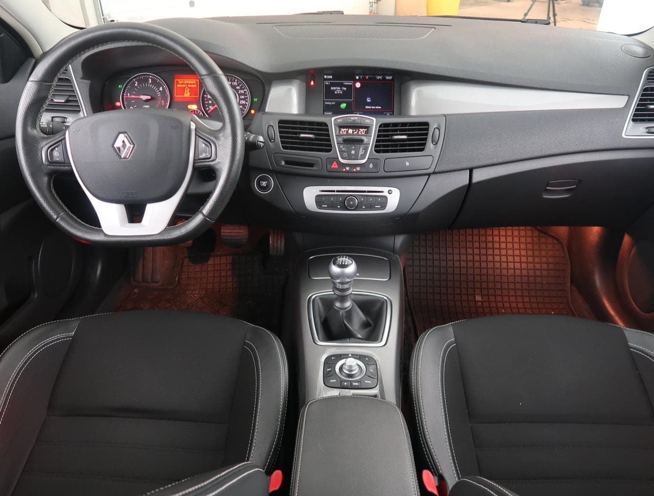 2015 Renault LAGUNA - 10