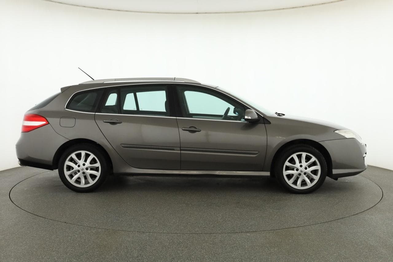 2008 Renault Laguna - 8
